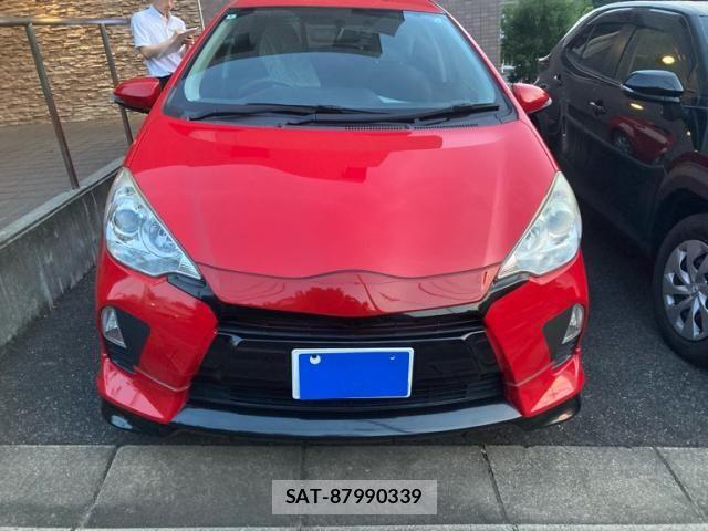Toyota AQUA 2014-01 8097998-0