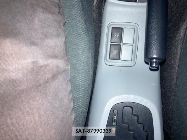 Toyota AQUA 2014-01 8097998-16