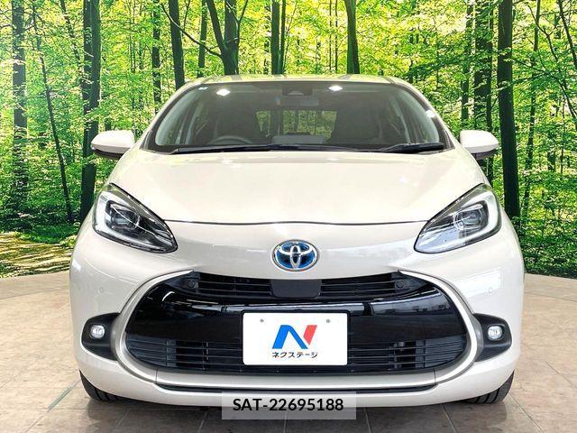 Toyota AQUA 2022-07 8097956-13