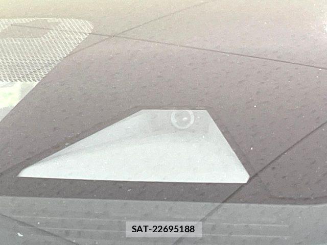 Toyota AQUA 2022-07 8097956-2
