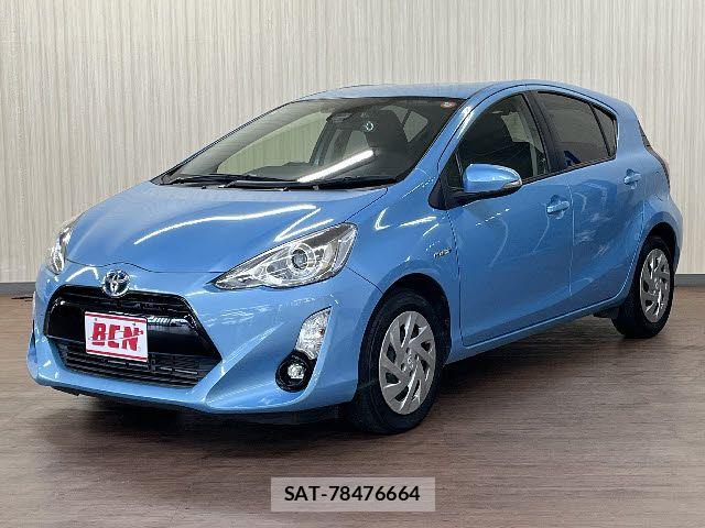 Toyota AQUA 2016-01 8097972-0