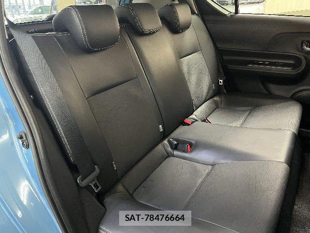 Toyota AQUA 2016-01 8097972-9