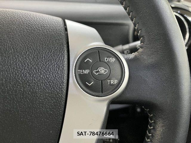 Toyota AQUA 2016-01 8097972-17