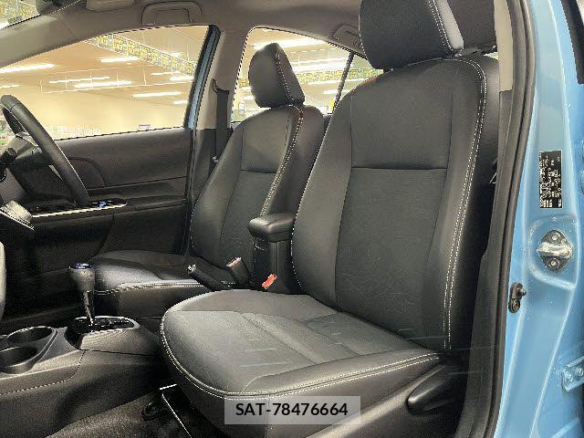 Toyota AQUA 2016-01 8097972-18