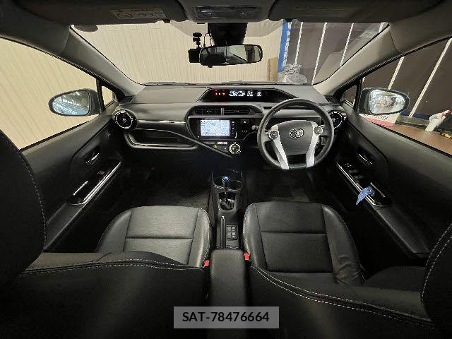 Toyota AQUA 2016-01 8097972-19