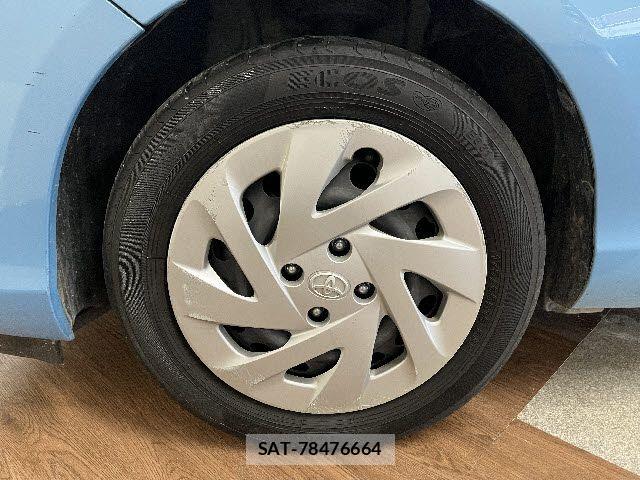 Toyota AQUA 2016-01 8097972-26