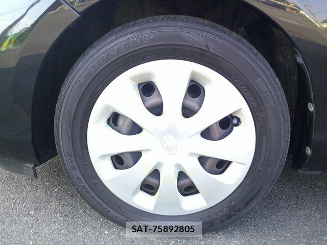 Toyota AQUA 2012-05 8098010-23