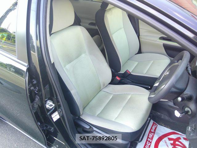 Toyota AQUA 2012-05 8098010-8