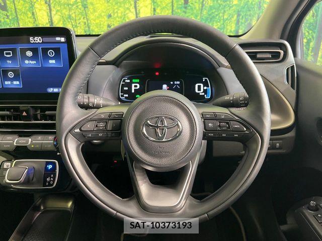 Toyota AQUA 2021-07 8097959-10