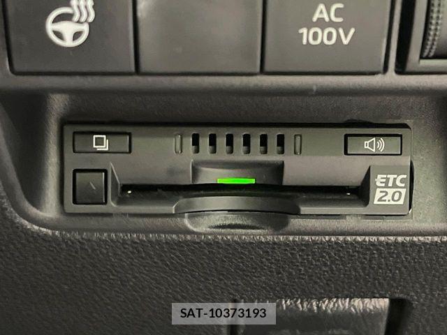 Toyota AQUA 2021-07 8097959-5