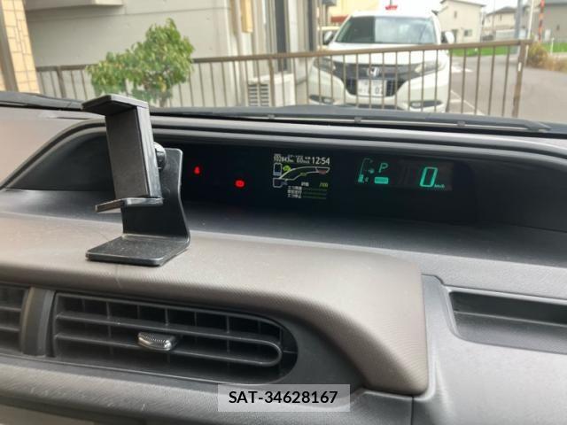 Toyota AQUA 2012-03 8098009-16