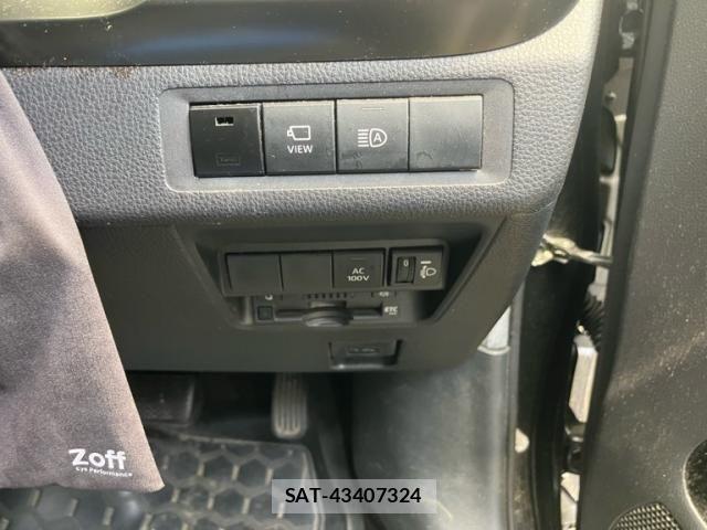 Toyota AQUA 2021-09 8097974-16