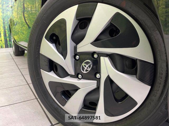 Toyota AQUA 2019-09 8097967-12