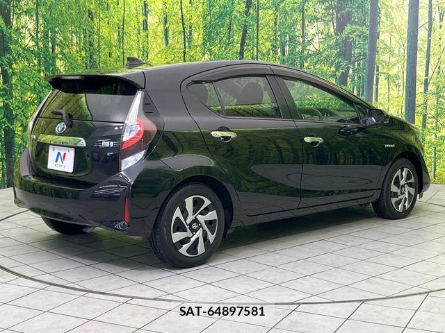 Toyota AQUA 2019-09 8097967-16