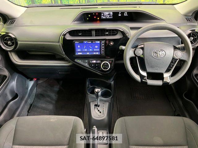 Toyota AQUA 2019-09 8097967-1