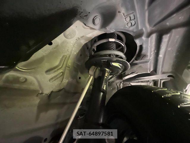 Toyota AQUA 2019-09 8097967-19