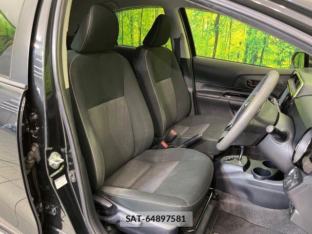 Toyota AQUA 2019-09 8097967-7