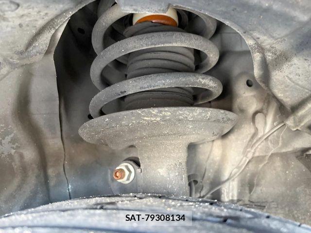 Toyota AQUA 2014-03 8097986-19