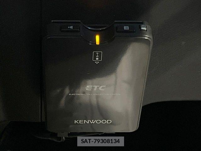 Toyota AQUA 2014-03 8097986-4