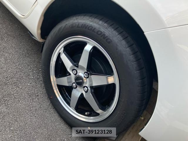 Toyota AQUA 2016-11 8097997-6