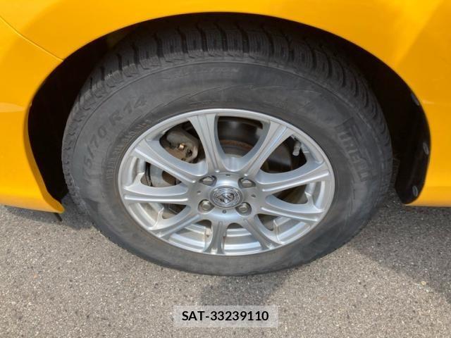 Toyota AQUA 2012-12 8098008-10