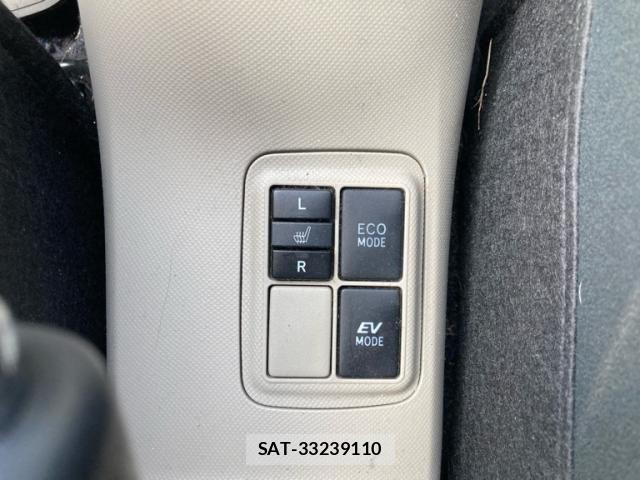 Toyota AQUA 2012-12 8098008-20