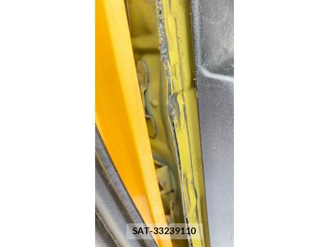 Toyota AQUA 2012-12 8098008-21