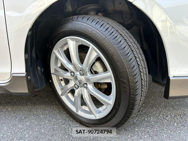 Toyota AQUA 2015-08 8097975-20