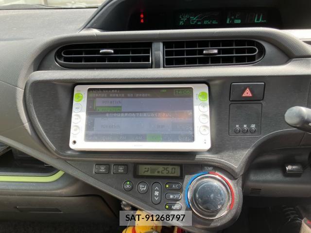 Toyota AQUA 2012-06 8098012-18