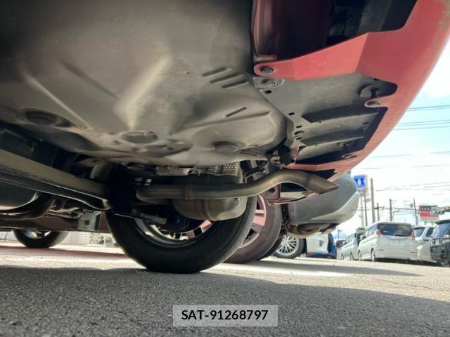 Toyota AQUA 2012-06 8098012-6