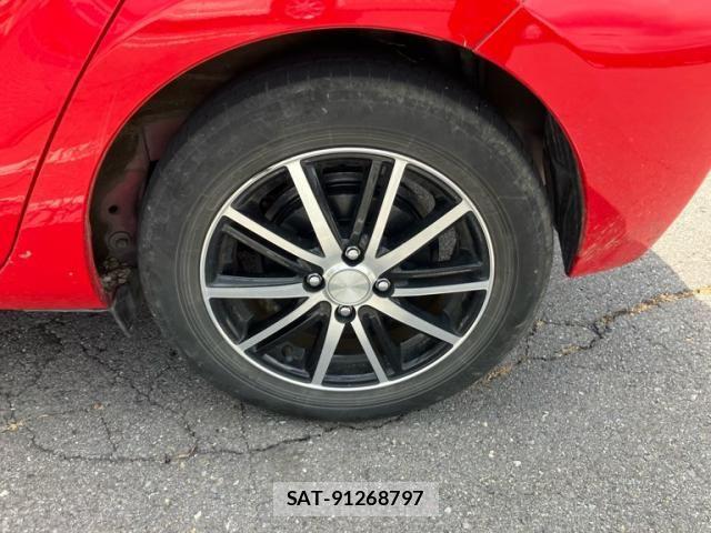 Toyota AQUA 2012-06 8098012-7