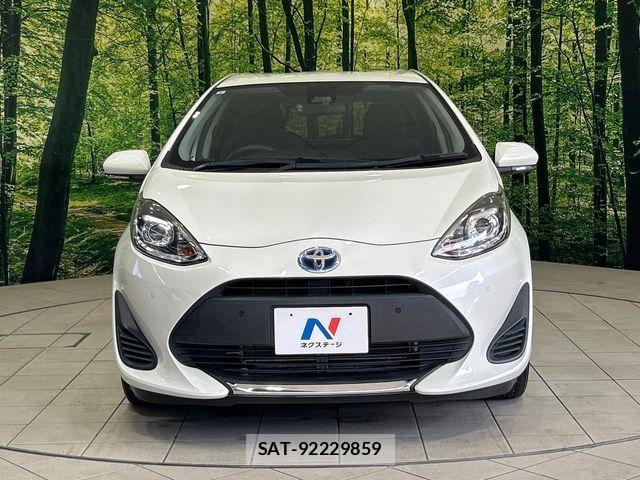 Toyota AQUA 2020-03 8097970-13
