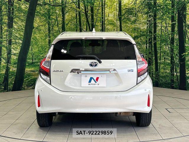 Toyota AQUA 2020-03 8097970-14