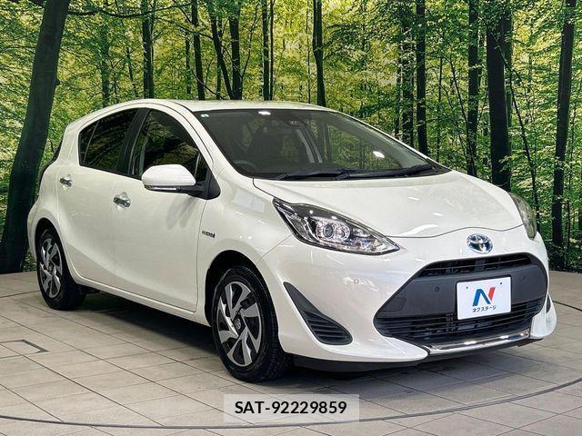 Toyota AQUA 2020-03 8097970-15