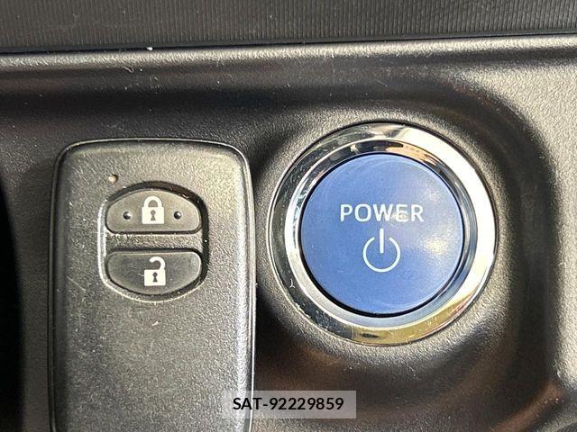 Toyota AQUA 2020-03 8097970-5