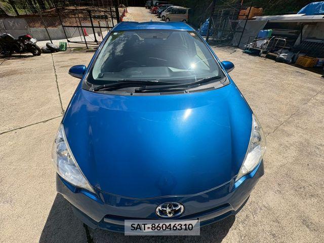 Toyota AQUA 2013-01 8097982-15