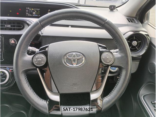 Toyota AQUA 2019-12 8097978-10