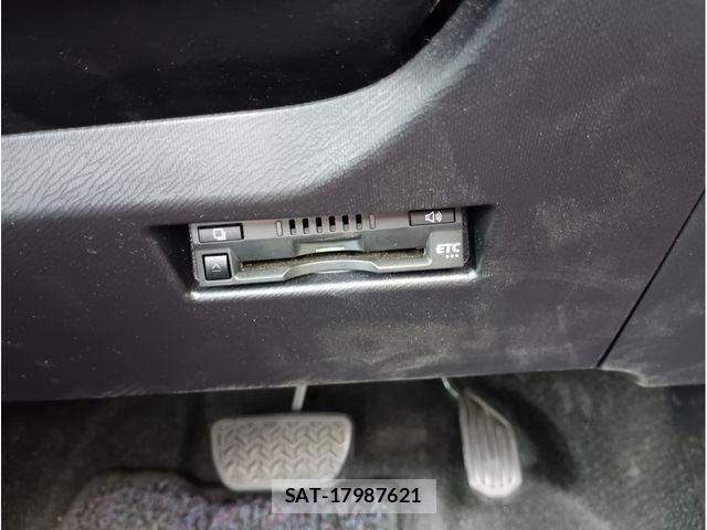 Toyota AQUA 2019-12 8097978-14