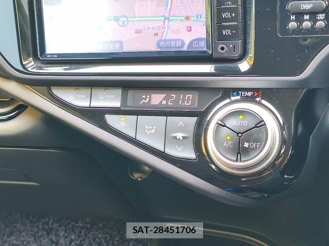 Toyota AQUA 2017-05 8097969-10