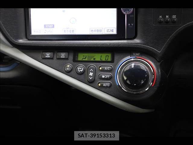 Toyota AQUA 2013-06 8098004-9