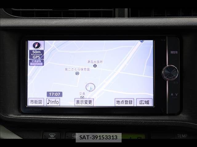 Toyota AQUA 2013-06 8098004-4