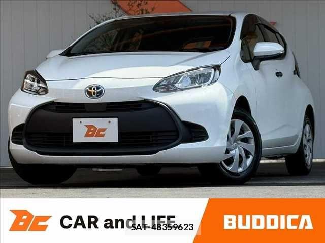 Toyota AQUA 2023-06 8097968-0