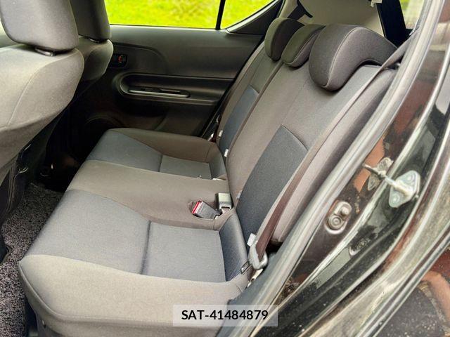 Toyota AQUA 2015-07 8097984-10