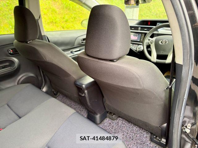 Toyota AQUA 2015-07 8097984-11