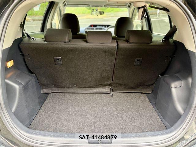Toyota AQUA 2015-07 8097984-12