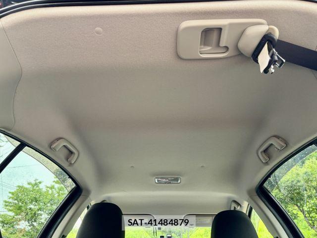 Toyota AQUA 2015-07 8097984-14