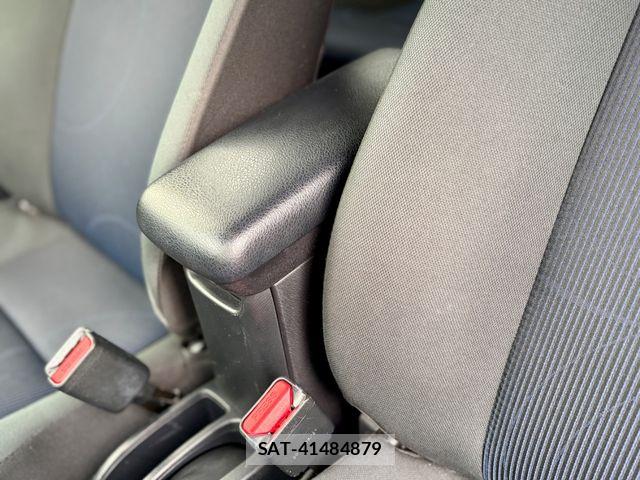 Toyota AQUA 2015-07 8097984-15