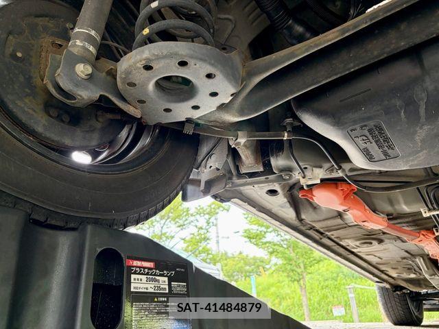 Toyota AQUA 2015-07 8097984-26