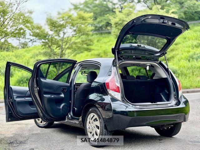 Toyota AQUA 2015-07 8097984-4