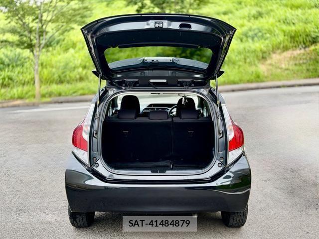 Toyota AQUA 2015-07 8097984-5